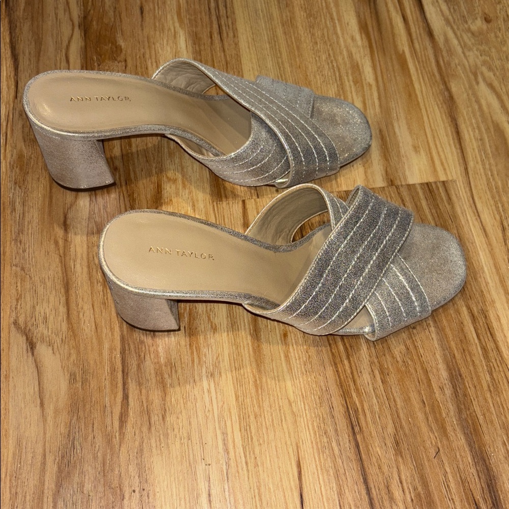Ann Taylor Silver Sandals - Picture 2 of 4
